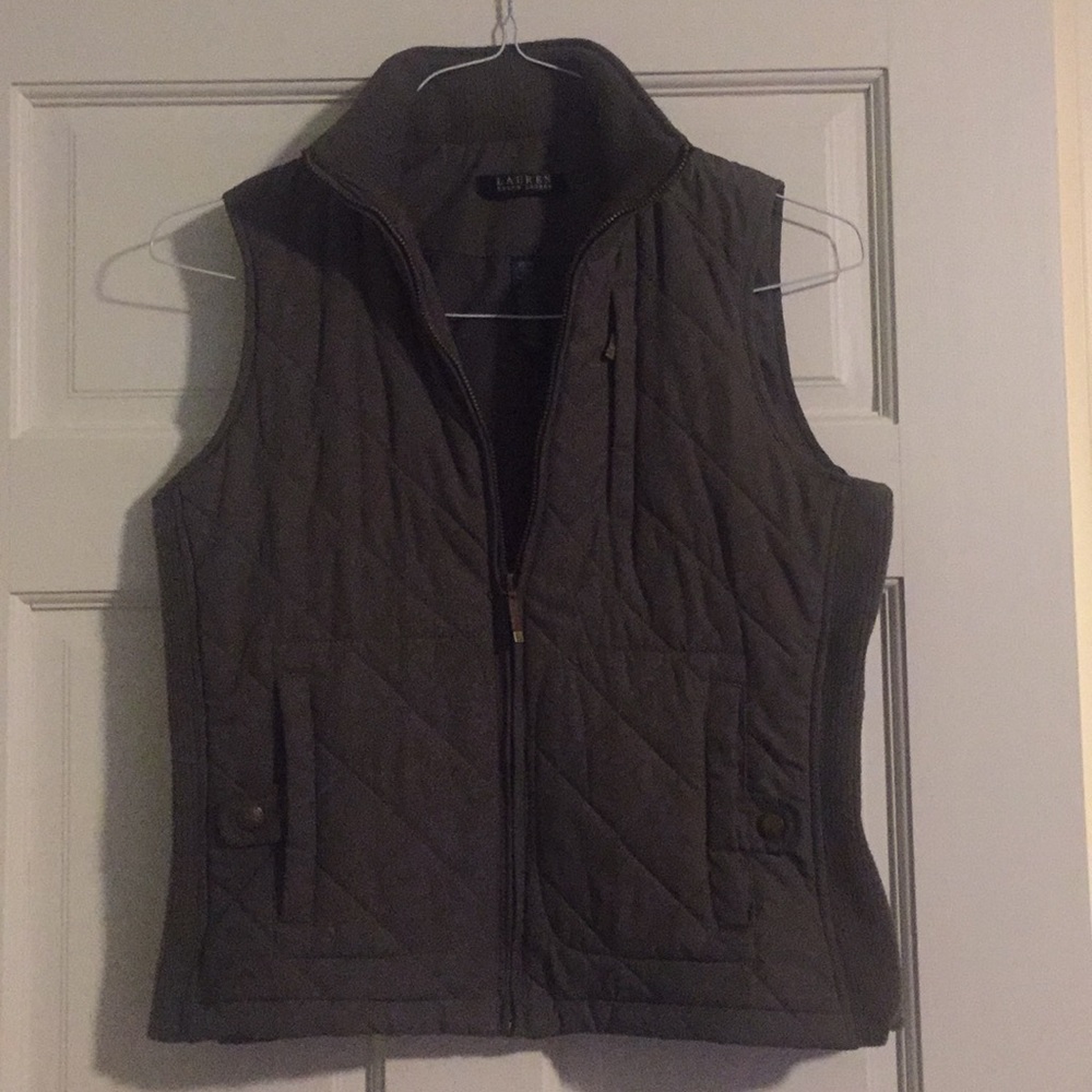EUC Lauren Ralph Lauren quilted vest